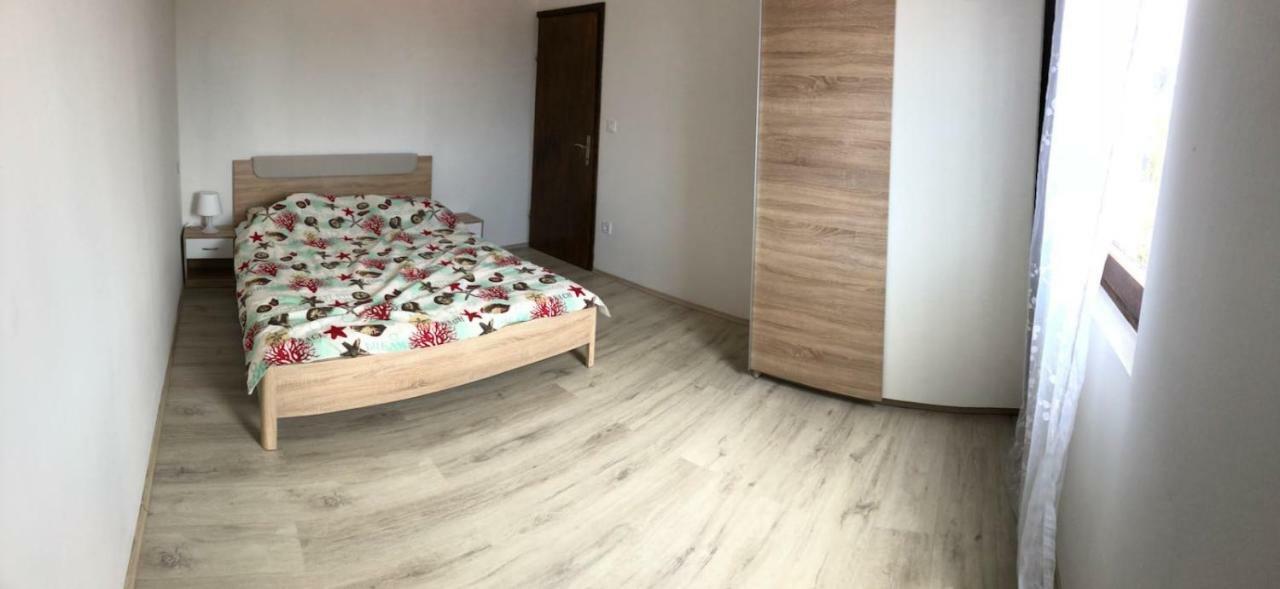 Apartman Zidak Vir Buitenkant foto